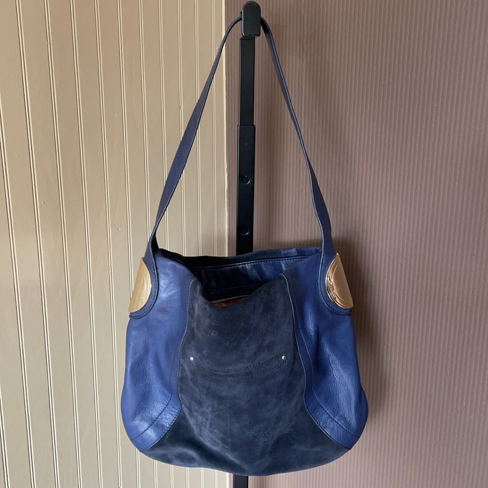 B.makowsky blue leather hobo shoulder bag with gold hardware multiple pockets